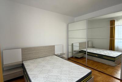 Apartament cu 3 camere, mobilat în Central - 4