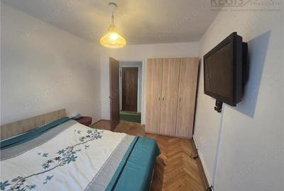 Apartament spatios 3 camere , etaj 1, Centrul Civic, B-dul Victoriei - 5
