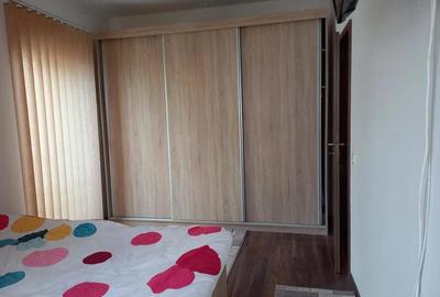 Apartament cu 2 camere decomandat în Central - 3