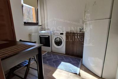 Apartament cu 2 camere decomandat în Gruia