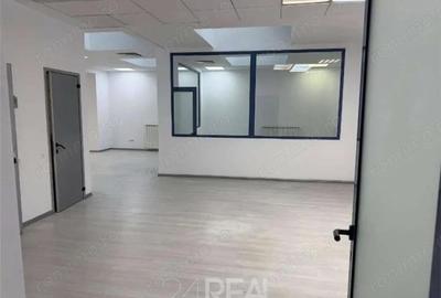 Spațiu comercial, în Timpuri Noi - 3