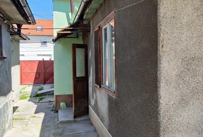 Casa de vanzare in cartierul Terezian, Sibiu - 2 camere, curte comuna. - 9