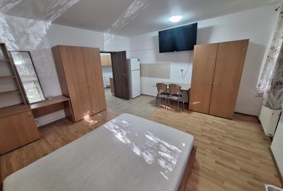 Garsonieră decomandată în Complex Studențesc
