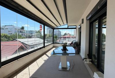 Apartament cu 5 camere decomandat, mobilat în Herăstrău