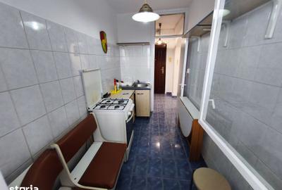 Garsonieră decomandată în Tudor Vladimirescu
