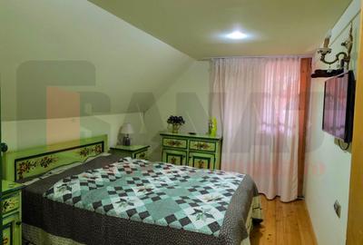 Casă cu 5 camere cu Teren 3000 Mp în Avrig - 30