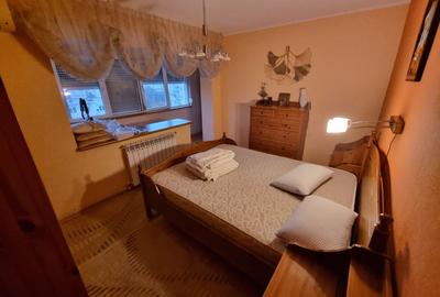 Apartament cu 3 camere decomandat, mobilat în Tomis Nord