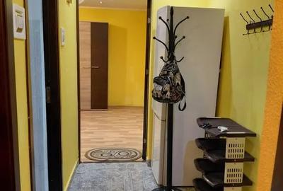 Garsonieră decomandată în Micro 21 - 9