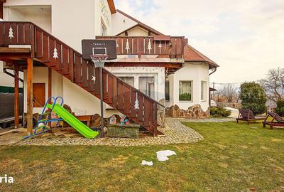 Casă cu 9 camere cu Teren 888 Mp în Bran - 1