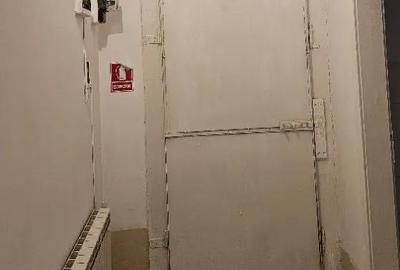 Spațiu comercial, de 70 mp, în Central - 6