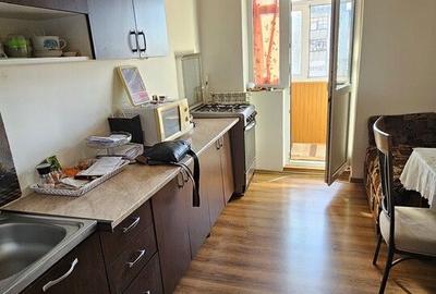 Apartament cu 2 camere decomandat în Hipodrom - 9