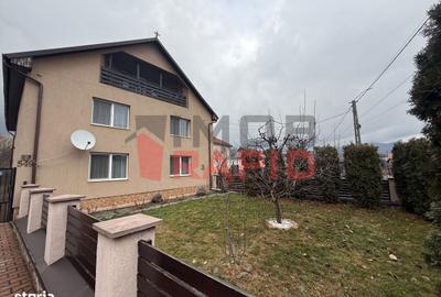 Casă cu 4 camere cu Teren 2650 Mp în Dumitra - 1