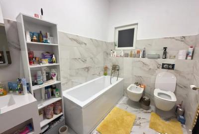 Apartament cu 3 camere semidecomandat, mobilat în Ultracentral - 11