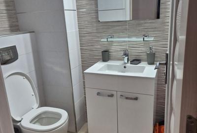 Apartament cu 3 camere decomandat în Exterior Vest - 12