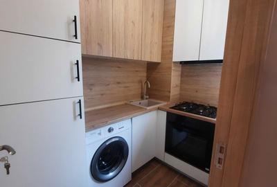 Garsonieră semidecomandată în Tractorul - 3