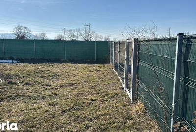 Teren de 1595 mp, în Sânpetru