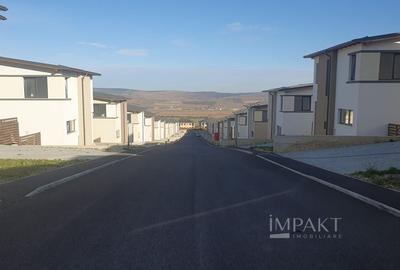 Casa Individuala Semifinisata de Vanzare in Dezmir - 2