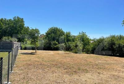 Teren intravilan, de vanzare, 655 mp, zona Bercu Rosu - 3