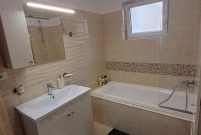 Apartament cu 2 camere decomandat în Tractorul - 3