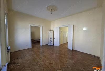 Semicentral, 4 camere, P-ta Maria-P-ta Sinaia, et 1 - 1