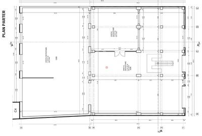 Casă individuală cu 10 camere cu Canalizare în Central - 9