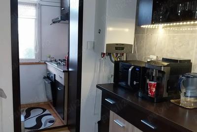 Apartament cu 3 camere decomandate - 2