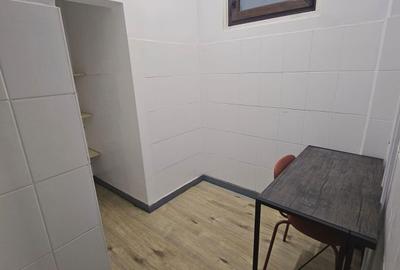 Apartament cu 3 camere semidecomandat în Ultracentral