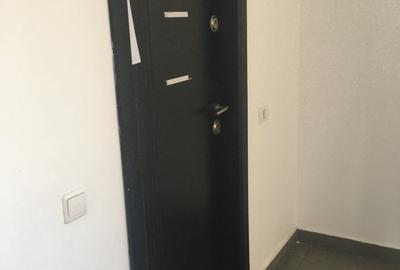 Spatiu Comercial , Blv Ttansilvaniei . - 8