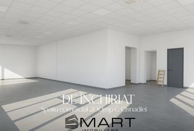 Spațiu comercial, de 200 mp, în Central