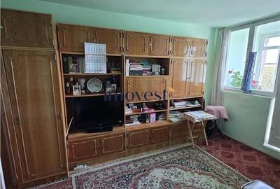 Garsonieră decomandată în Burdea - 2