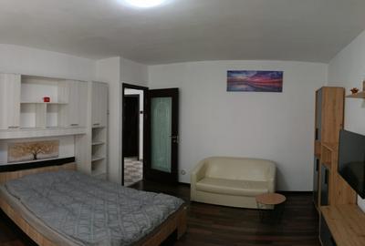 Garsonieră decomandată, mobilată în Gară - 2