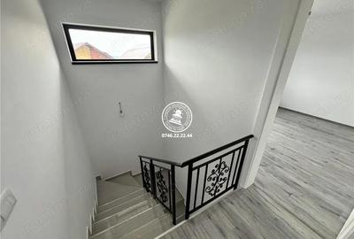 Casă cu 4 camere cu Teren 250 Mp în Central - 9