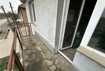 Casă cu 5 camere cu Teren 1000 Mp în Nojorid - 2