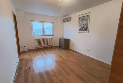 Garsoniera- Banu Manta- Ion Mihalache (1 Mai)- Titulescu - 1