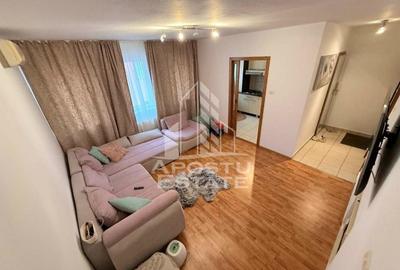 Apartament cu 3 camere decomandat, mobilat în Dumbrăvița - 1