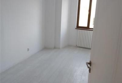 De vanzare Apartament  DUPLEX 3 camere Dacia - 3