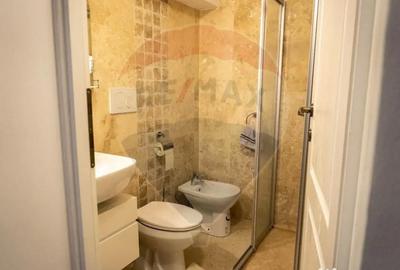 Casă cu 4 camere cu Canalizare în Central - 3