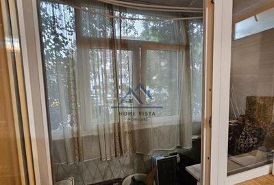 Apartament cu 3 camere decomandat în Popa Șapcă - 1