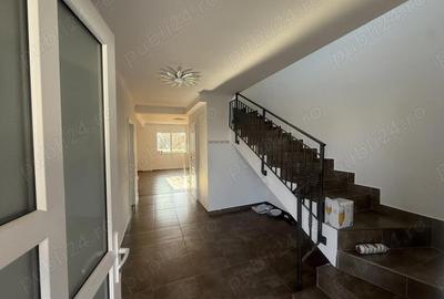 Casă cu Teren 400 Mp în Utvin - 4