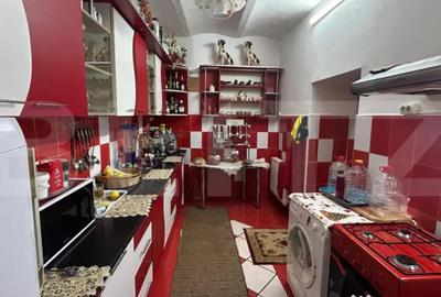 Spațiu comercial, de 300 mp, în Central - 13