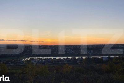 Teren de 681 mp, în Viticultori