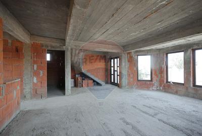 Casa cu 6 camere de vanzare -la ro?u- in Gepiu, jude?... - 6