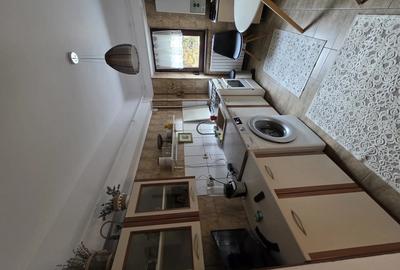 Apartament cu doua camere decomandat complet mobilat ?i utilat Apartament cu doua camere decomandat complet mobilat ?i utilat - 3