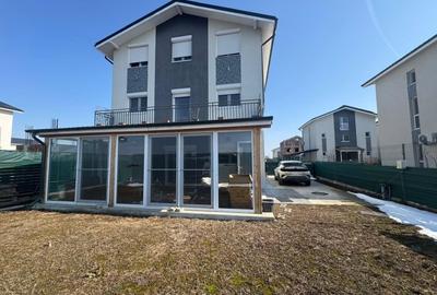 Casă cu 5 camere cu Canalizare în Otopeni - 1