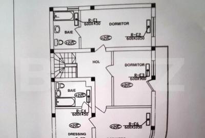 Casă cu 5 camere cu Teren 250 Mp în Central - 4