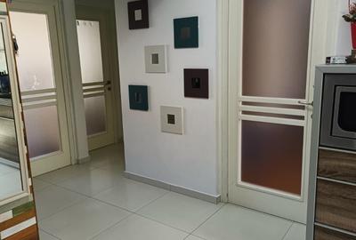 HORTENSIEI 3camere decomandat etaj1 cu garaj ! - 5