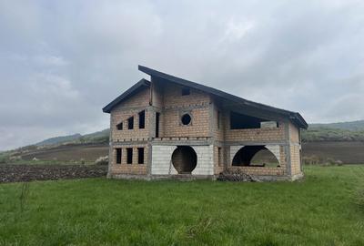 Casă cu 4 camere în Sântana de Mureș - 1