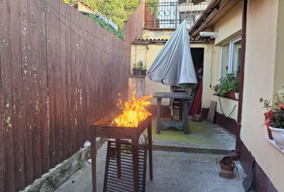 Casă cu 3 camere în Schei - 1