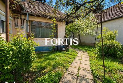 Casă cu 5 camere cu Teren 504 Mp în Central - 1