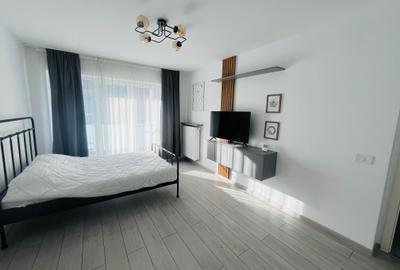 Garsonieră decomandată în Central